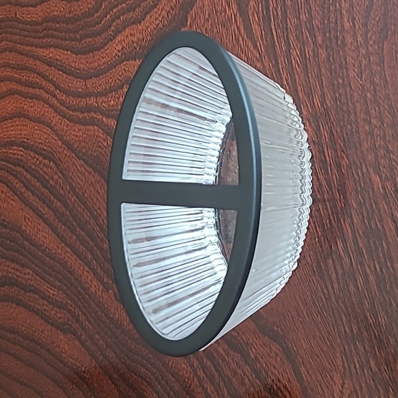 Avanti Ribbed Toothbrush/Toothpaste Holder - Picture 3 of 8